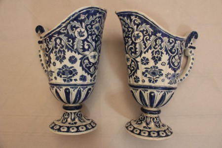 paire aiguières de Delft